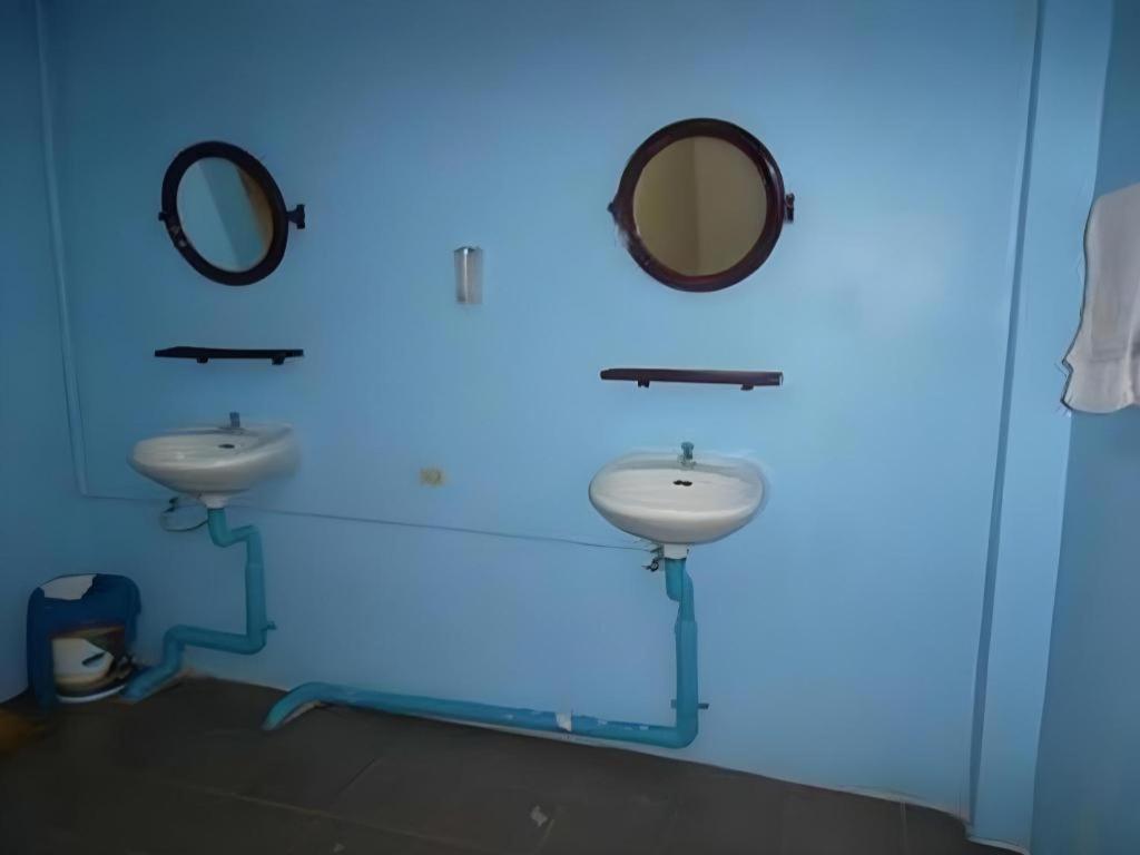 Centaur Inn Hotel Бангкок Экстерьер фото