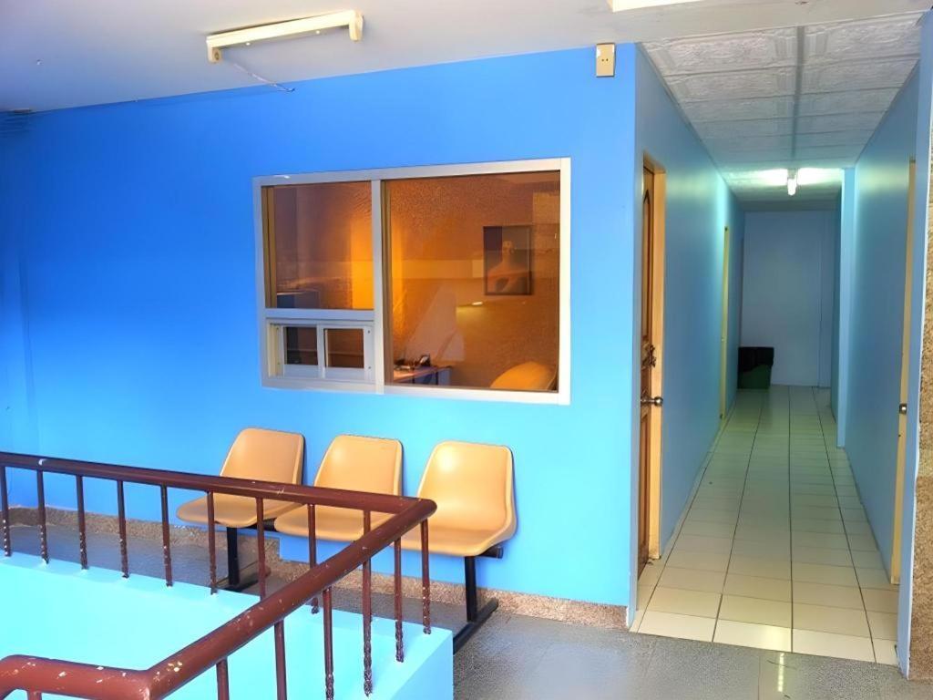 Centaur Inn Hotel Бангкок Экстерьер фото